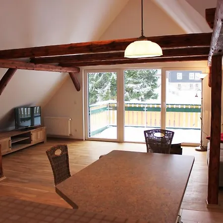 Haus Der Berge * برونلاغ